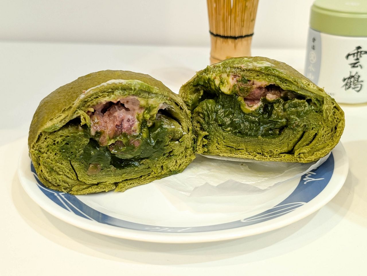 [食記][高雄市] 一饅頭店 新下店 — 高雄知名饅頭專賣店在巨蛋商圈附近新開咖啡廳，供應豐富多樣的饅頭現貨以及手作甜點和飲品。