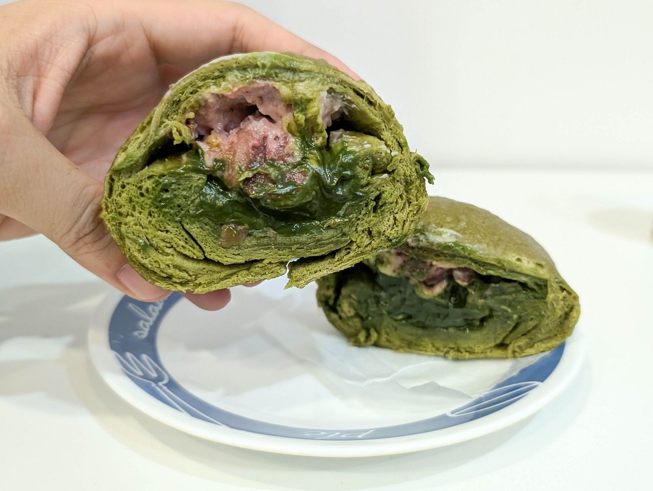 [食記][高雄市] 一饅頭店 新下店 — 高雄知名饅頭專賣店在巨蛋商圈附近新開咖啡廳，供應豐富多樣的饅頭現貨以及手作甜點和飲品。