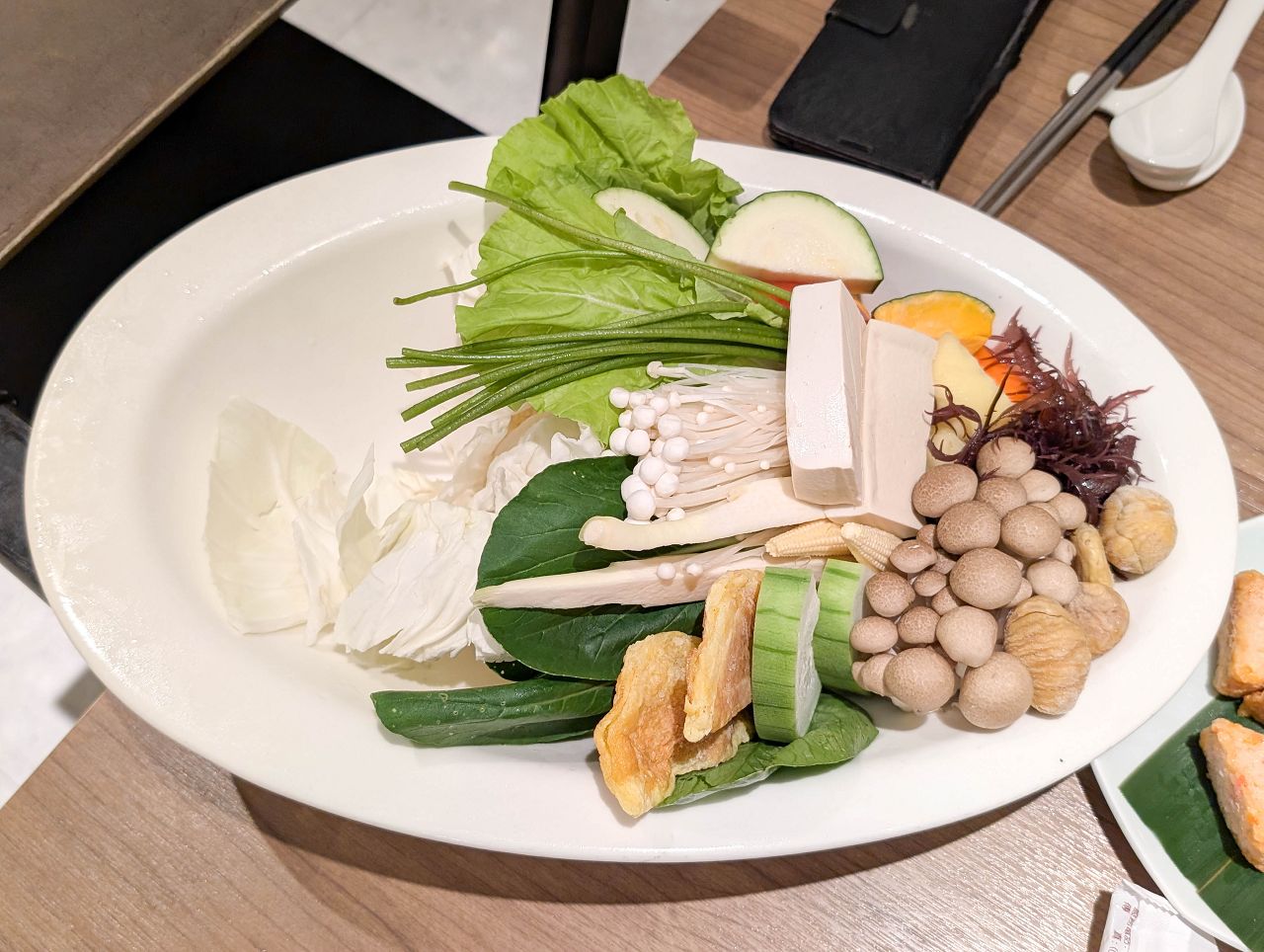[食記][高雄市] 高雄福華大飯店 Smile One 精緻涮涮鍋 — 位於30樓高空的精緻火鍋餐廳，可俯瞰高雄市區美景。