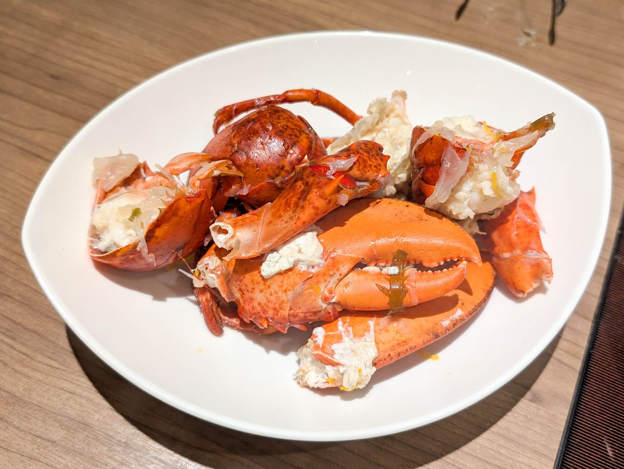[食記][高雄市] 高雄福華大飯店 Smile One 精緻涮涮鍋 — 位於30樓高空的精緻火鍋餐廳，可俯瞰高雄市區美景。