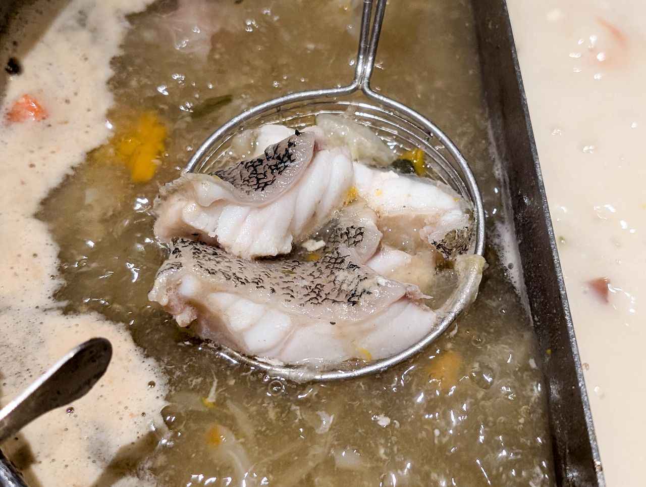 [食記][高雄市] 高雄福華大飯店 Smile One 精緻涮涮鍋 — 位於30樓高空的精緻火鍋餐廳，可俯瞰高雄市區美景。