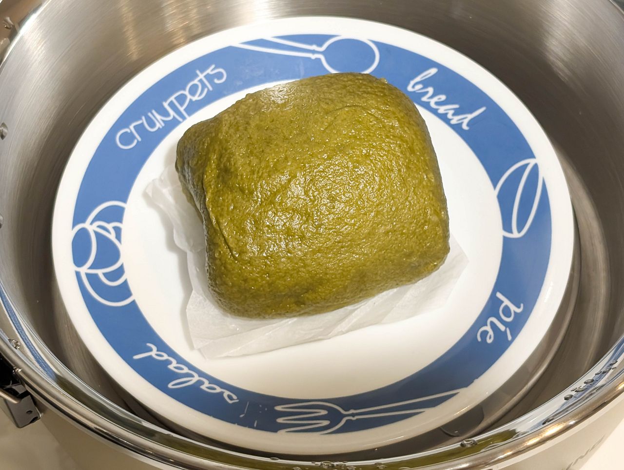 [食記][高雄市] 一饅頭店 新下店 — 高雄知名饅頭專賣店在巨蛋商圈附近新開咖啡廳，供應豐富多樣的饅頭現貨以及手作甜點和飲品。