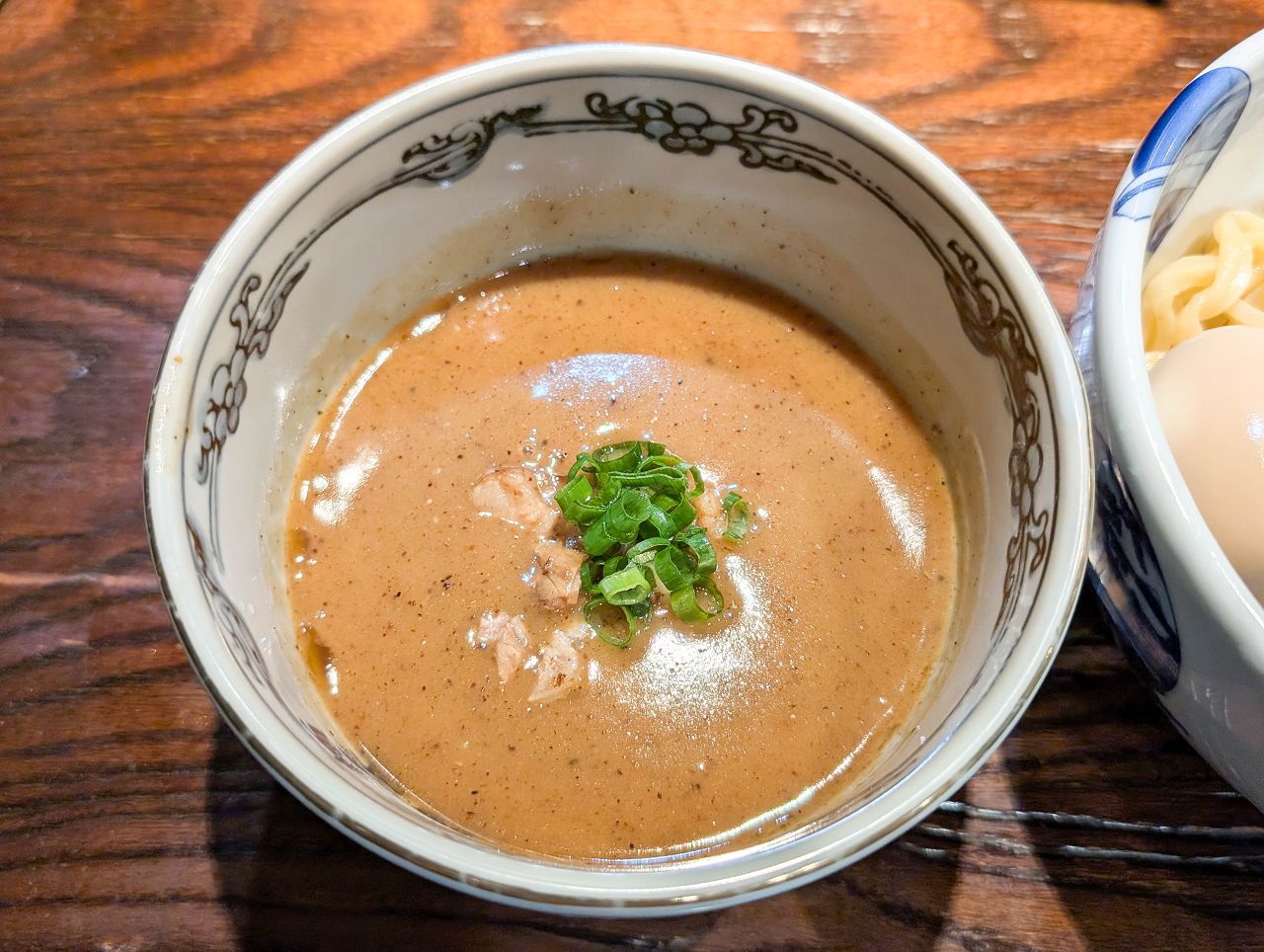 [食記][台北市] 麵屋武藏 神山 — 每日限量有一條帶骨腱子肉的太刀拉麵