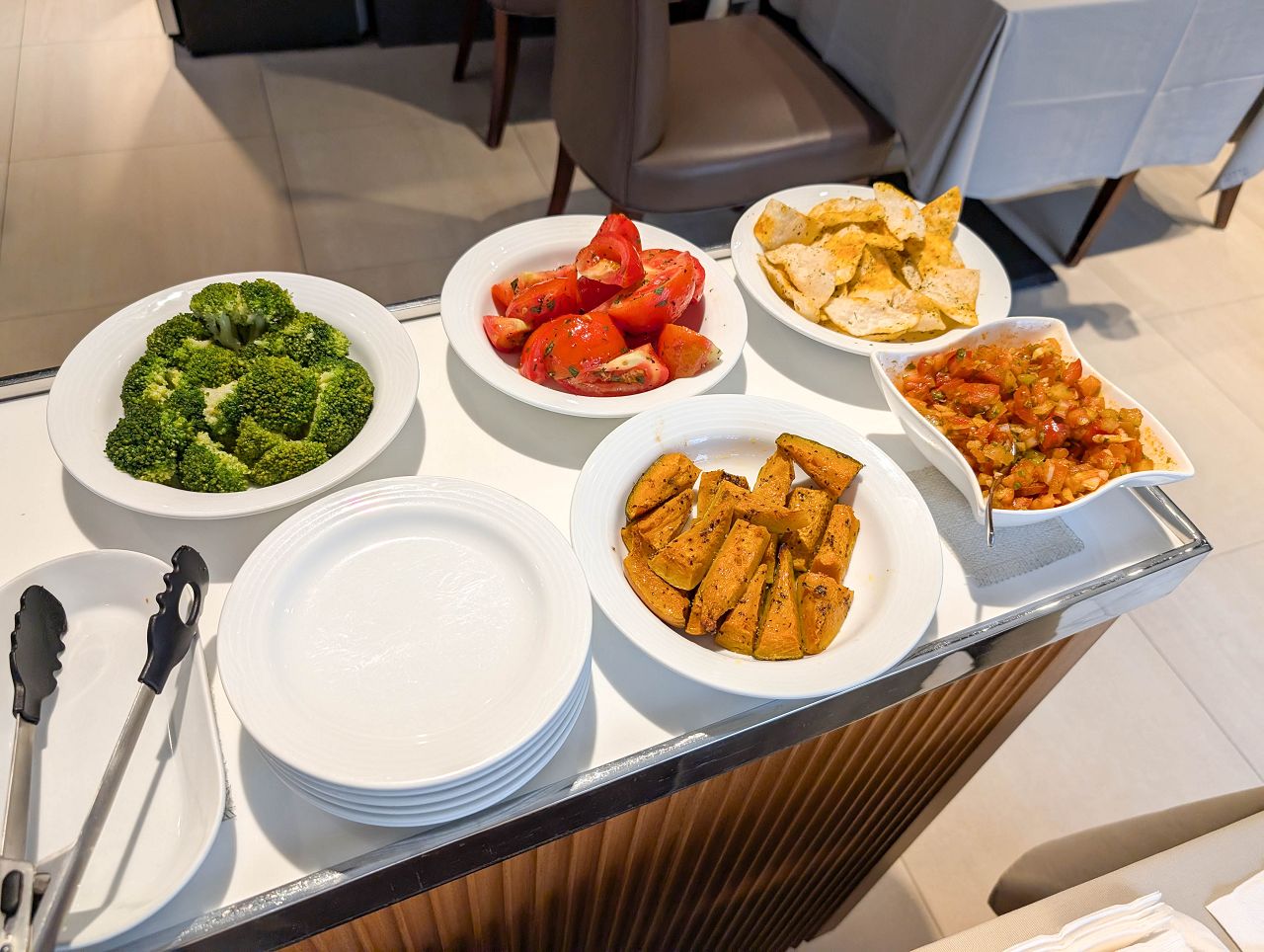 [食記][台南市] Tomato 牛排餐廳 — 成大附近已有超過20年歷史的牛排餐廳，主打白金級美國牛肉以及波士頓活龍蝦。