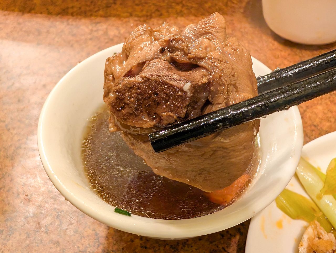 [食記][台中市] 樓外樓 江浙滬料理 — 捷運文心崇德站附近江浙滬料理老店