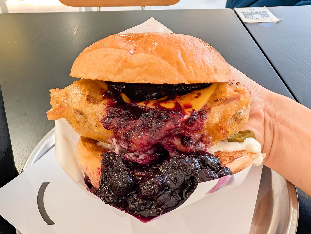[食記][台北市] Wedo Burger 溫度漢堡 2部曲 — 台北小巨蛋附近簡約高質感漢堡+美式烤肉餐廳