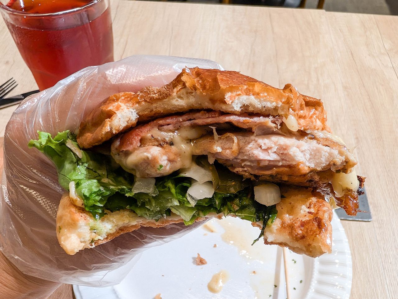 [食記][新北市][板橋區] Burger Now 堡嗝鬧漢堡 — 捷運江子翠站附近巷弄內美式手作漢堡