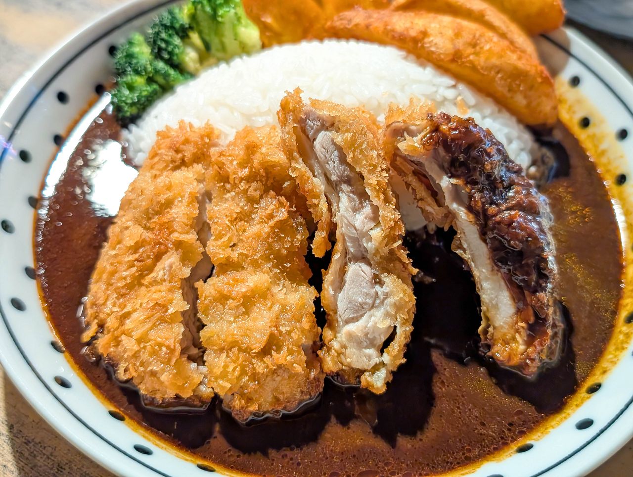 [食記][台北市] 紅蜻蜓食事處 — 永康街上營業已有22年的老牌日式居酒屋