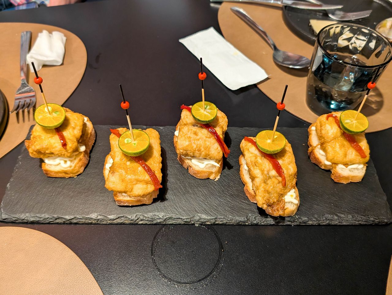 [食記][高雄市] Nido Spanish Cuisine 西班牙私廚料理 — 捷運生態園區站附近隱身住宅區內預約制西班牙料理，西班牙主廚坐鎮現做西班牙大鍋飯。