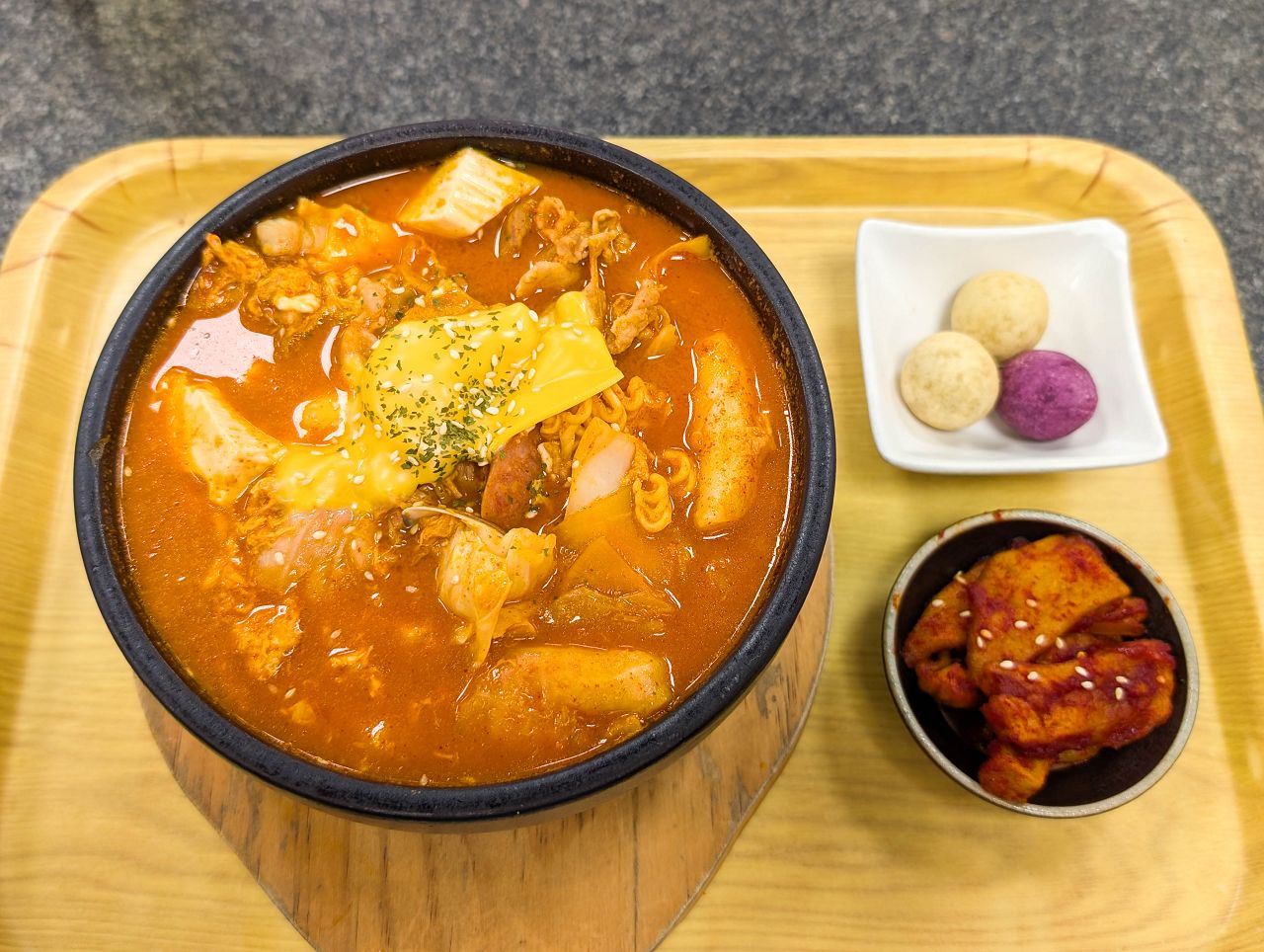 [食記][新北市][新店區] 哆食樂新韓式料理 — 裕隆城附近韓國華僑開的韓式料理餐廳