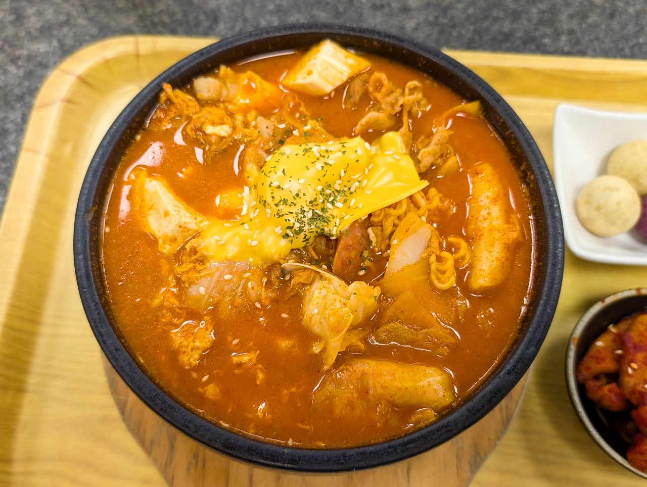 [食記][新北市][新店區] 哆食樂新韓式料理 — 裕隆城附近韓國華僑開的韓式料理餐廳