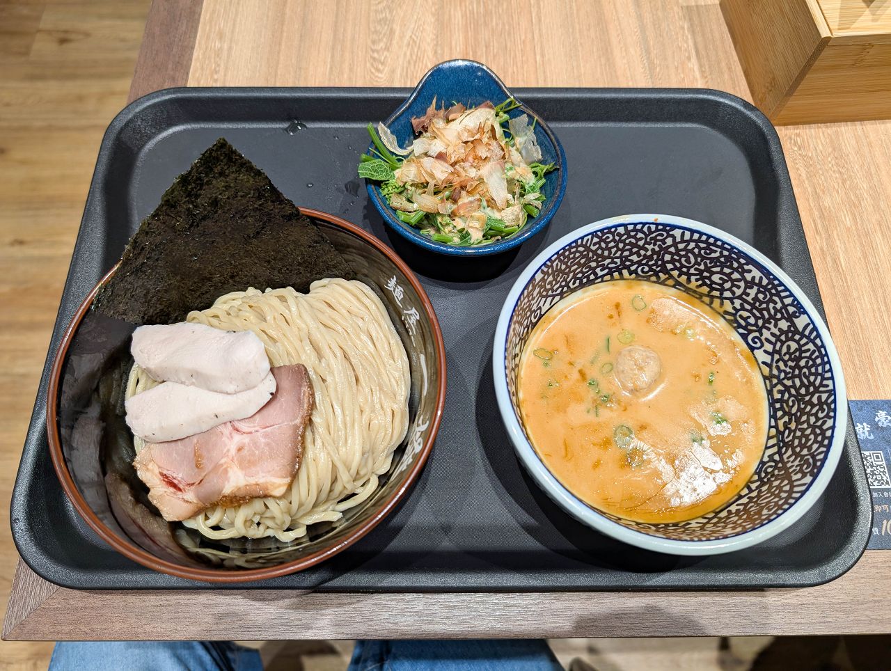 [食記][桃園市][中壢區] 麵屋一燈 桃園華泰店
