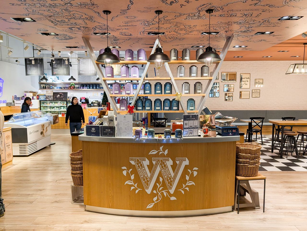 [食記][桃園市][中壢區] Whittard 桃園華泰名品城店 —  來自英國倫敦百年茶牌，享用優質英國茶飲以及英國茶甜點和冰淇淋。