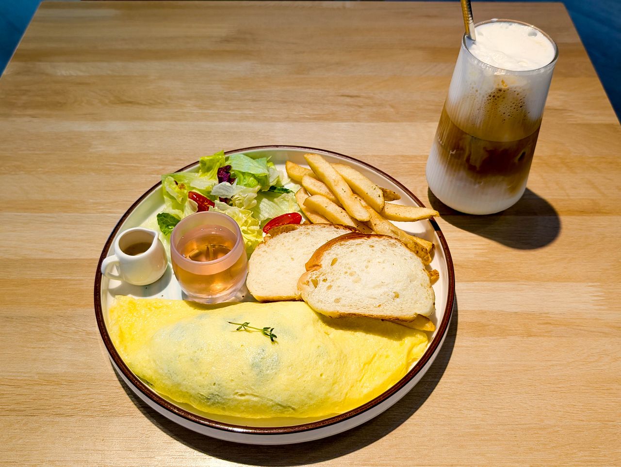 [食記][新北市][三重區] 藍洋洋 Lazy Brunch — 捷運菜寮站附近海洋風格早午餐餐廳