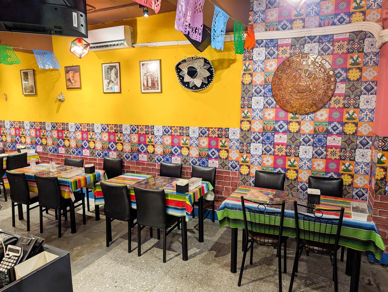 [食記][台北市] FONDA MÉXICO 豐富墨西哥菜 — 中正紀念堂附近巷弄內道地墨西哥料理餐廳