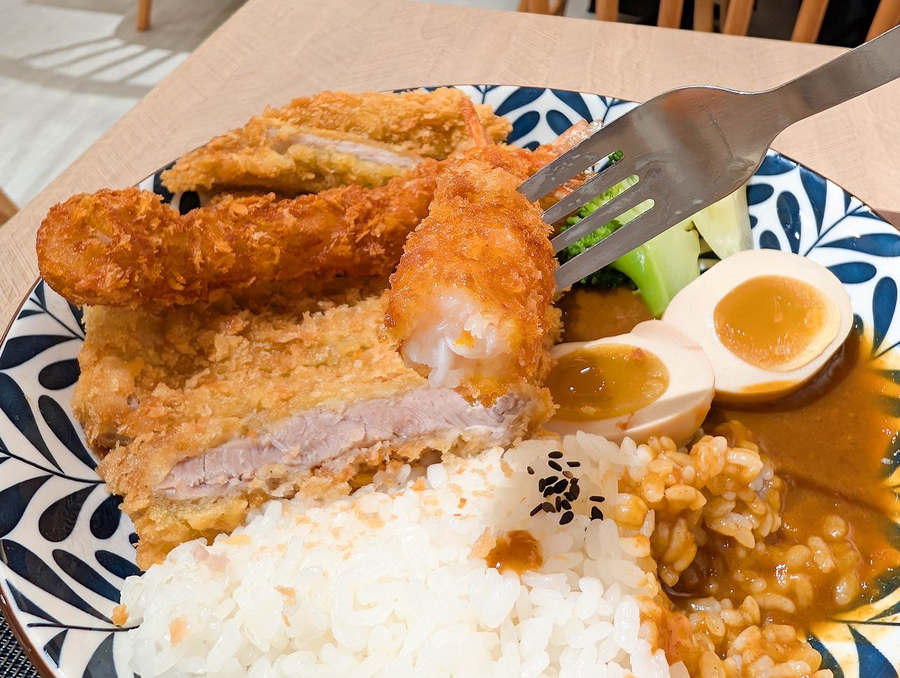 [食記][台北市] 農粹日式咖哩 長安店 — 平價美味的日式咖哩，選用小農新鮮食材烹調製作。