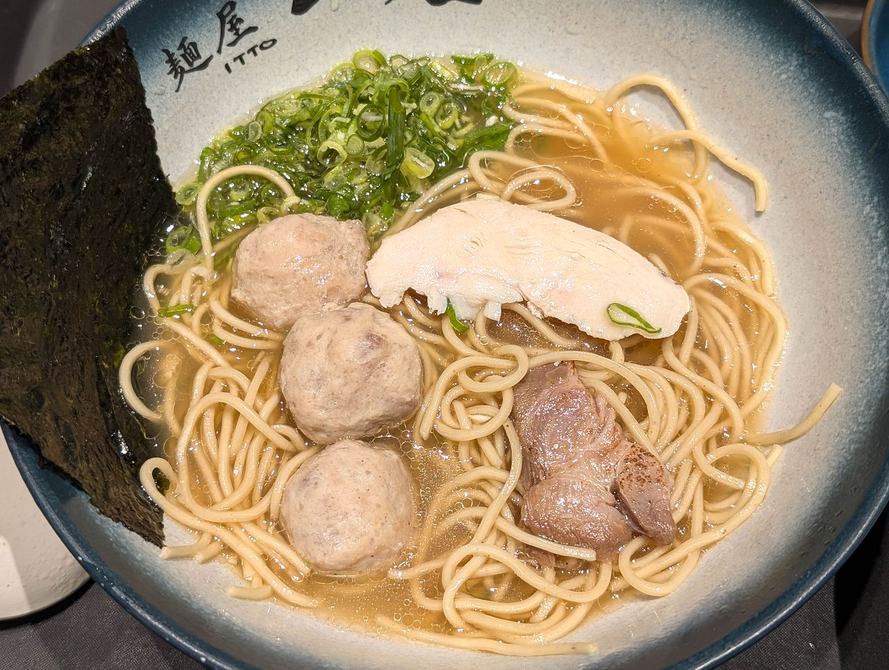 [食記][桃園市][中壢區] 麵屋一燈 桃園華泰店