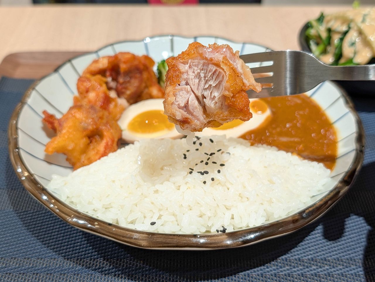 [食記][台北市] 農粹日式咖哩 長安店 — 平價美味的日式咖哩，選用小農新鮮食材烹調製作。