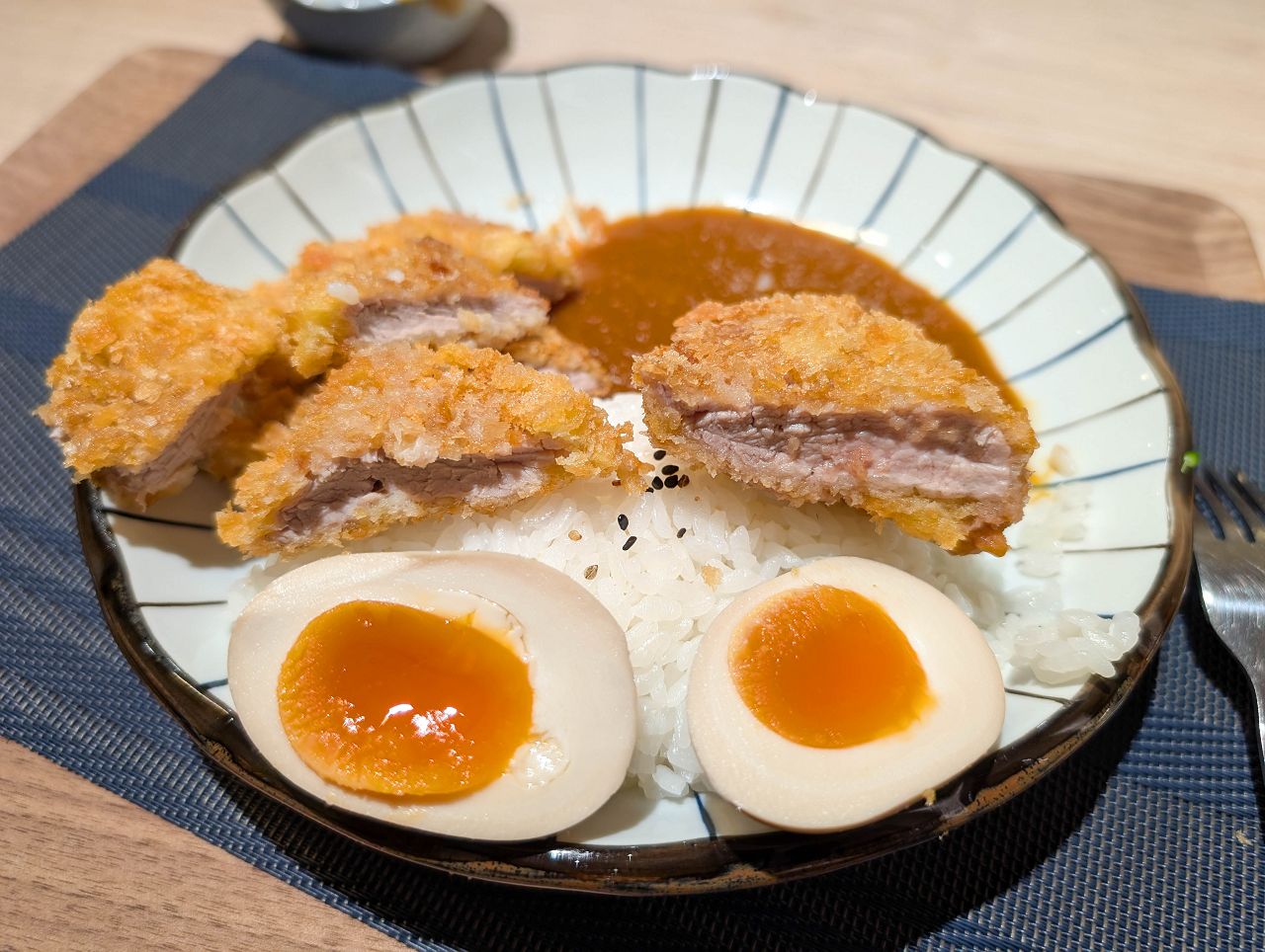 [食記][台北市] 農粹日式咖哩 長安店 — 平價美味的日式咖哩，選用小農新鮮食材烹調製作。