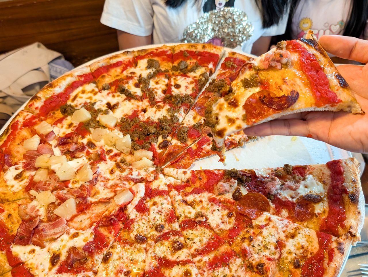 [食記][台北市] Little New York Pizzeria 小紐約披薩 敦南店 — 適合多人共享的20吋超大披薩