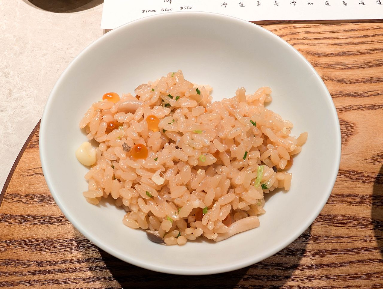 [食記][新北市][板橋區] 初魚鐵板料亭-板橋大遠百店 — 板橋大遠百內頂級高質感鐵板燒